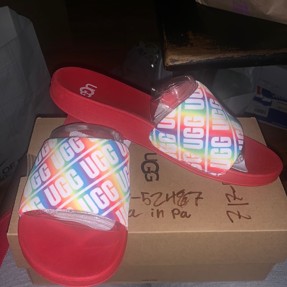Ugg slides
